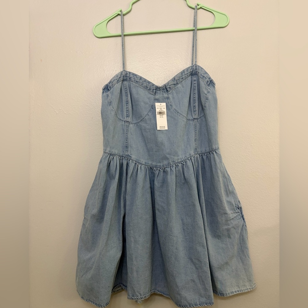 American Eagle Outfitters Light Blue
Denim Babydoll Dress Sz XL